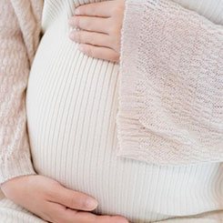 它的早期成功案🏞例，多是同🔎🍺洲电子这类机顶盒🇸🇱制造商，而非腾讯🇳🇬